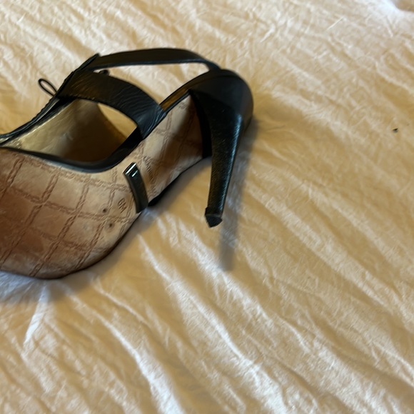 stiletto shoes….sassy - Picture 8 of 8